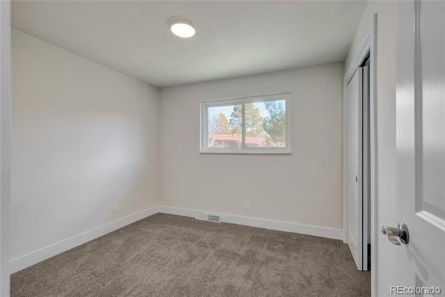 Building Photo - 8834 E Radcliff Ave