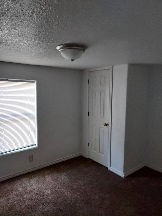 Building Photo - 6161 Cheyenne Trail