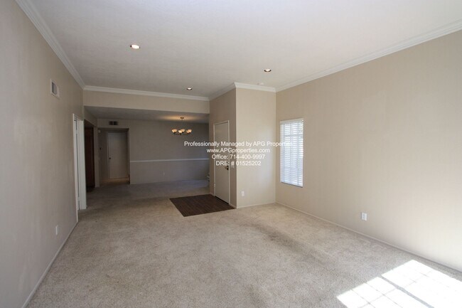 Building Photo - 171 Greenfield-