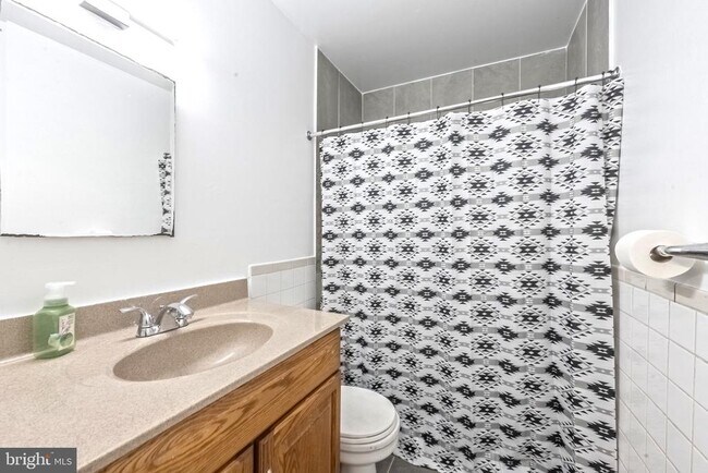 Building Photo - 9832 Buckner Rd