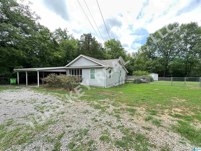 Building Photo - 7082 US-11