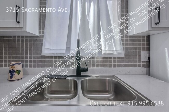 Building Photo - 3715 Sacramento Ave