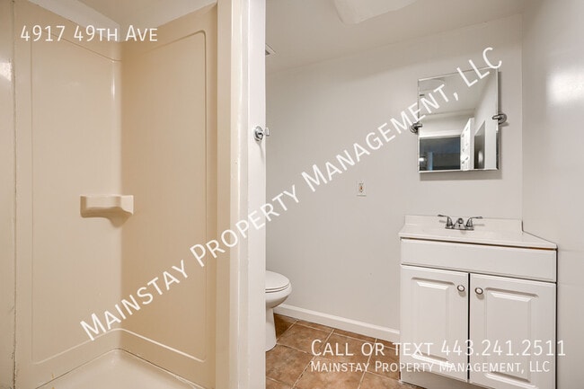 Building Photo - 4917 49th Ave