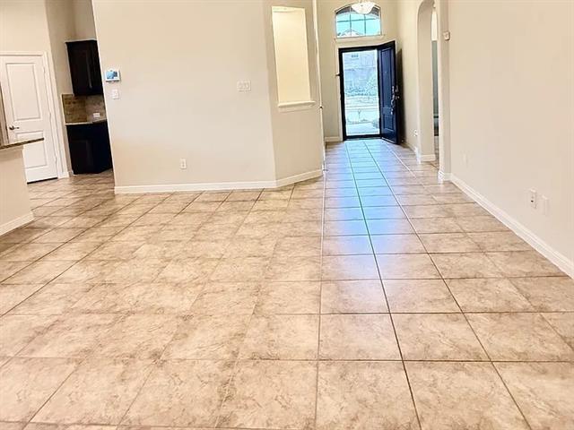 Building Photo - 520 Pendennis Dr