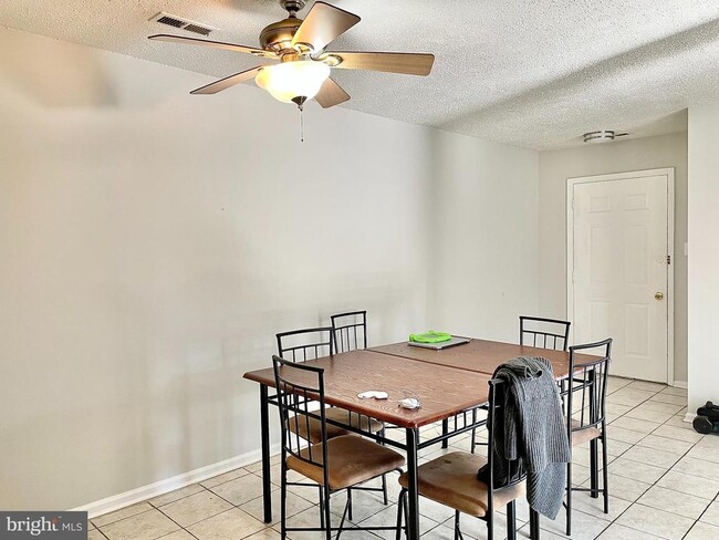 Building Photo - 27 Franklin Pl