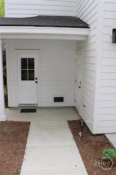 Building Photo - 17 Abraham Rd