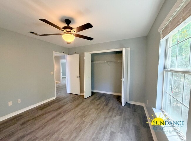 Building Photo - Spacious 4-Bedroom Cul-de-Sac Home Near Eglin AFB & Hurlburt Field!