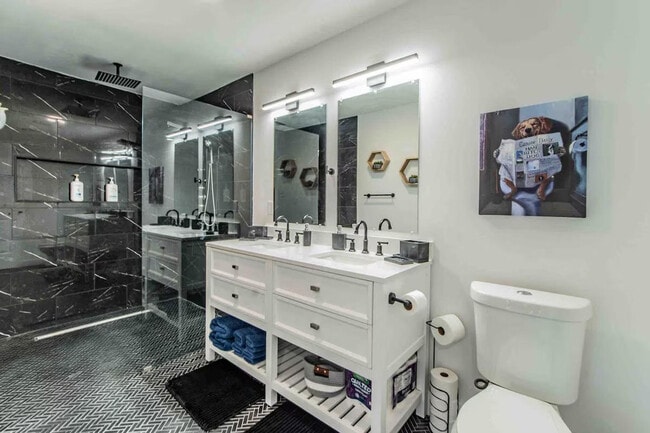 Building Photo - 7500 Rio Pass