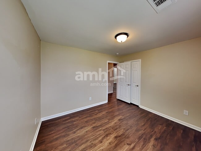 Building Photo - 1056 Countess Ln