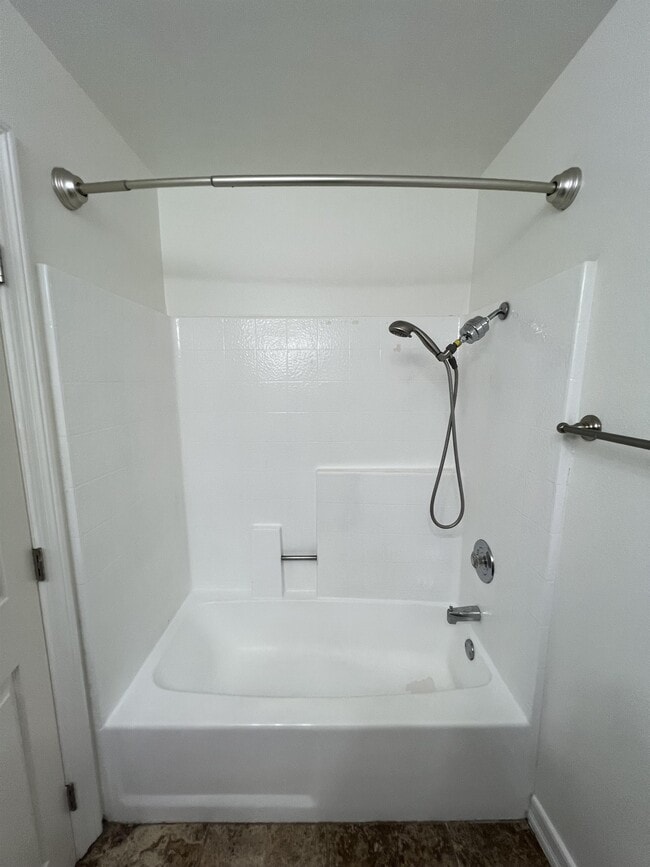 Building Photo - 15373 Maturin Dr