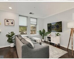 Building Photo - 1308 Clifton St NW