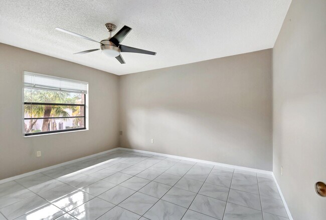 Building Photo - 21553 Cypress Hammock Dr