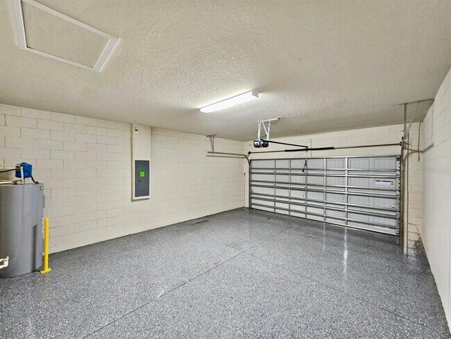 Building Photo - 5066 Sparkling Water Wy