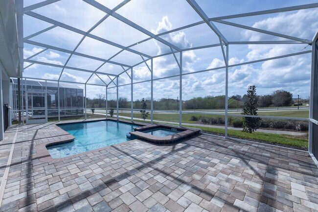 Building Photo - 8850 Cabot Cliffs Dr