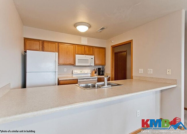 Building Photo - 368 Camden Rd