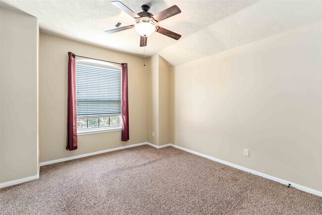 Building Photo - 2814 Palm Harbour Dr