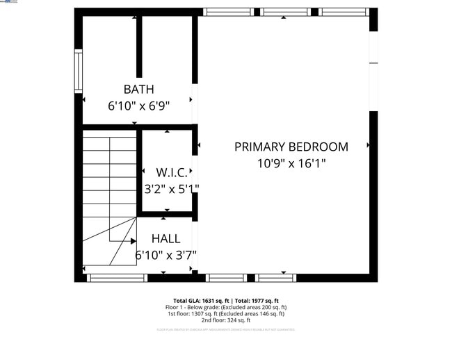 Building Photo - 2081 Oakwood Dr