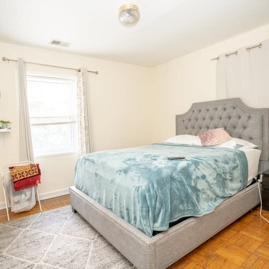 Building Photo - 2035 20th Rd N
