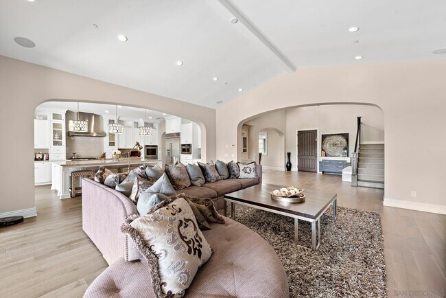 Building Photo - 14748 Valle Del Sur Ct