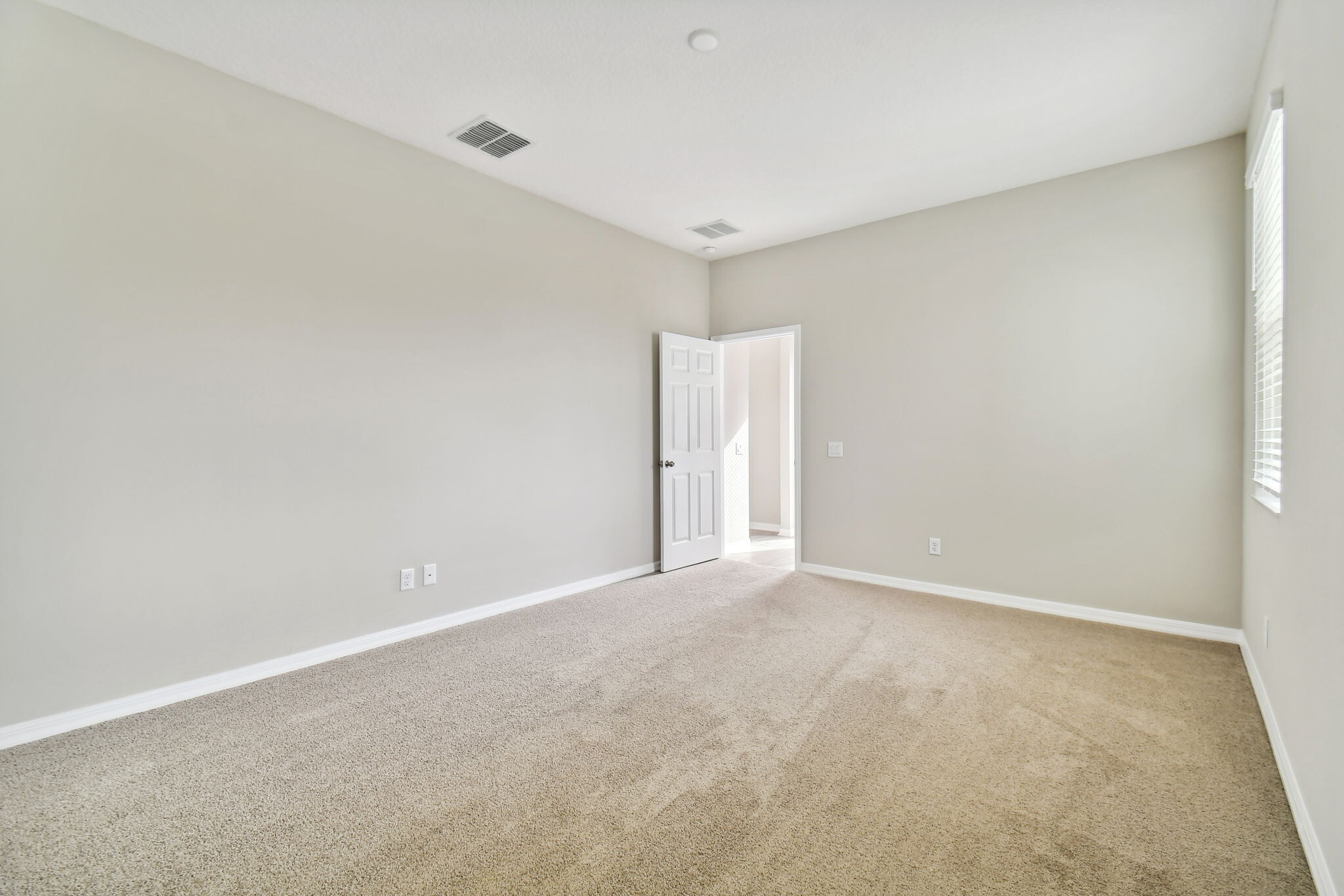Building Photo - 38190 Shale Stone Ct