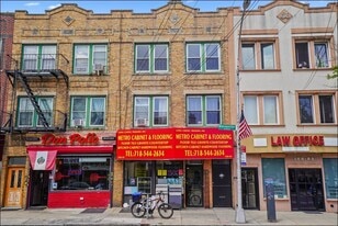 Building Photo - 100-07 Metropolitan Ave