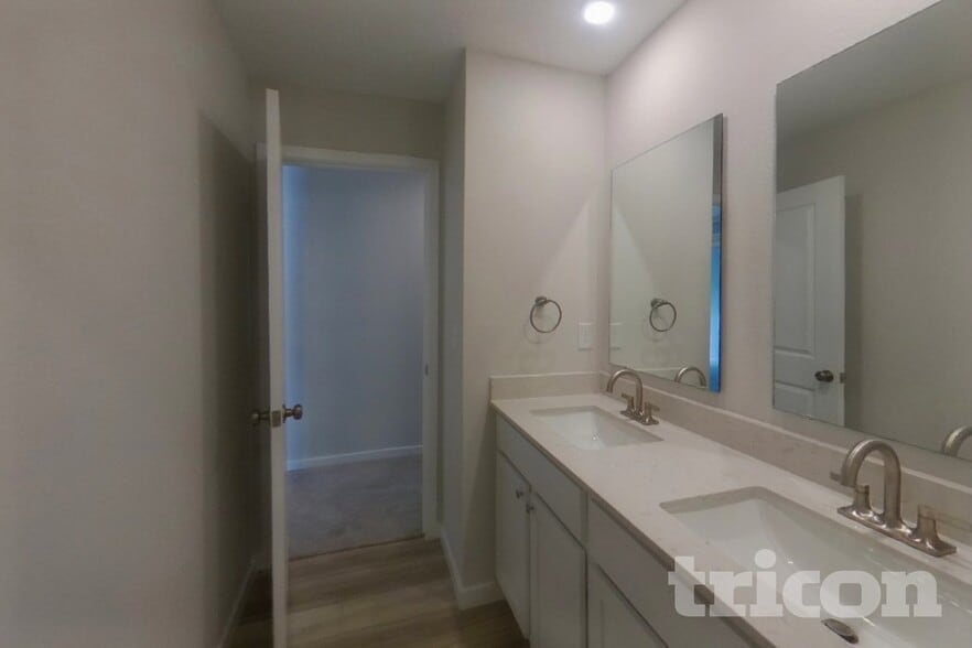 Building Photo - 64 Brazil Nut Cir