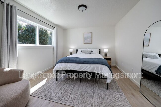 Building Photo - 11380 SW Greenburg Rd