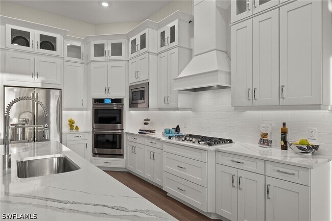 Building Photo - 15429 Turin Dr