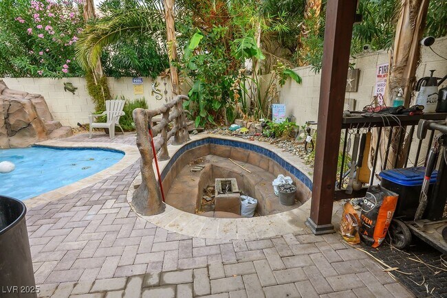 Building Photo - 3530 Shelome Ct