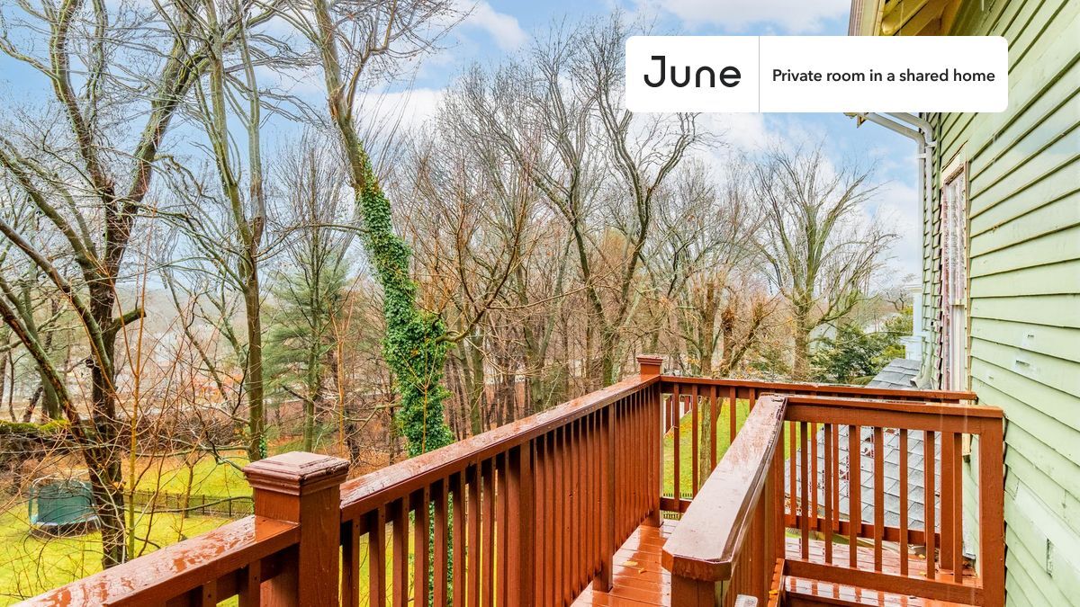 Building Photo - Room in Shared 5 bed/2.5 bath home in Newton Corner