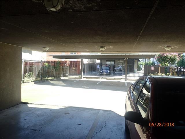 Building Photo - 2002 N Fitzhugh Ave