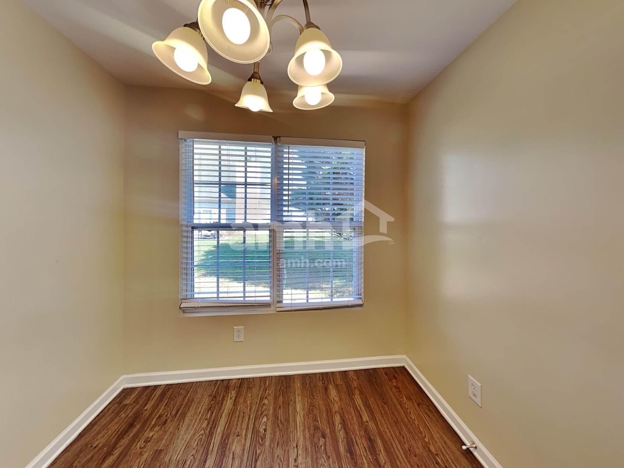 Building Photo - 1628 Antebellum Dr