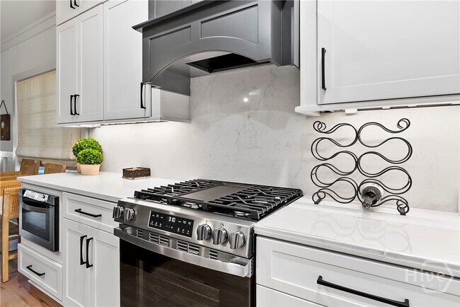 Building Photo - 1060 Cobblestone Ln