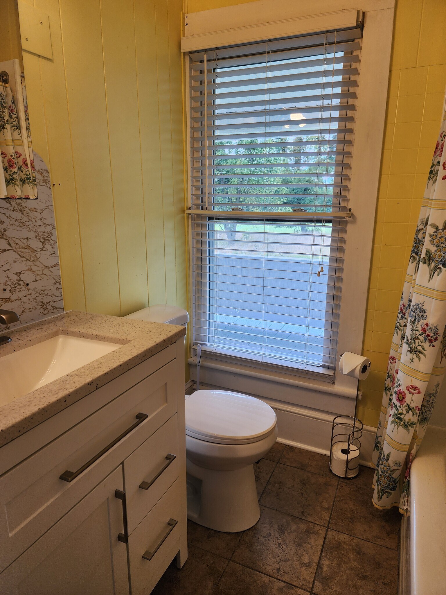 Building Photo - 6355 Quartz Ln