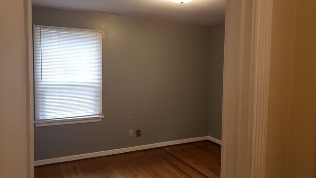 Building Photo - 2BR/1.75BA Wedgwood Home with Bonus Room and Large Backyard