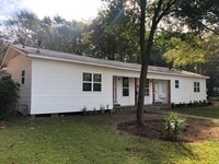 Building Photo - New 2 Bed, 1 Bath in Shreveport