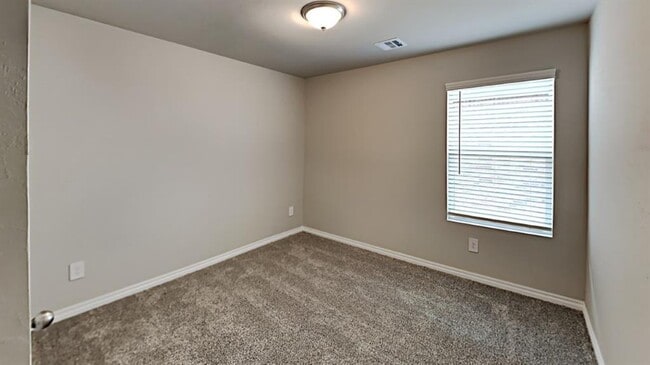 Building Photo - 4304 Colt Dr