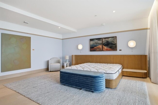 Building Photo - 3015 S Ysabella Ave