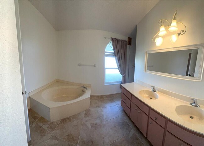 Building Photo - 1280 Covey Ct