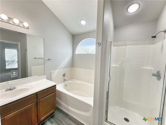 Building Photo - 2254 Hidden Meadow