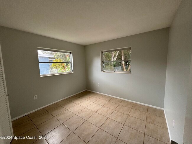 Building Photo - 790 Renner Ave