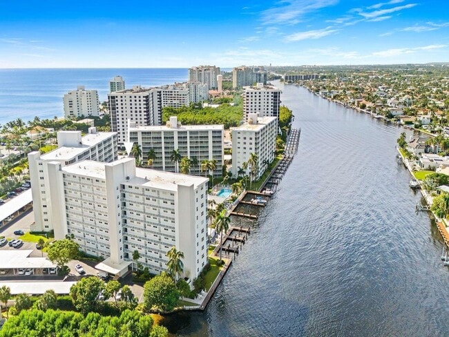 Building Photo - 3300 S Ocean Blvd