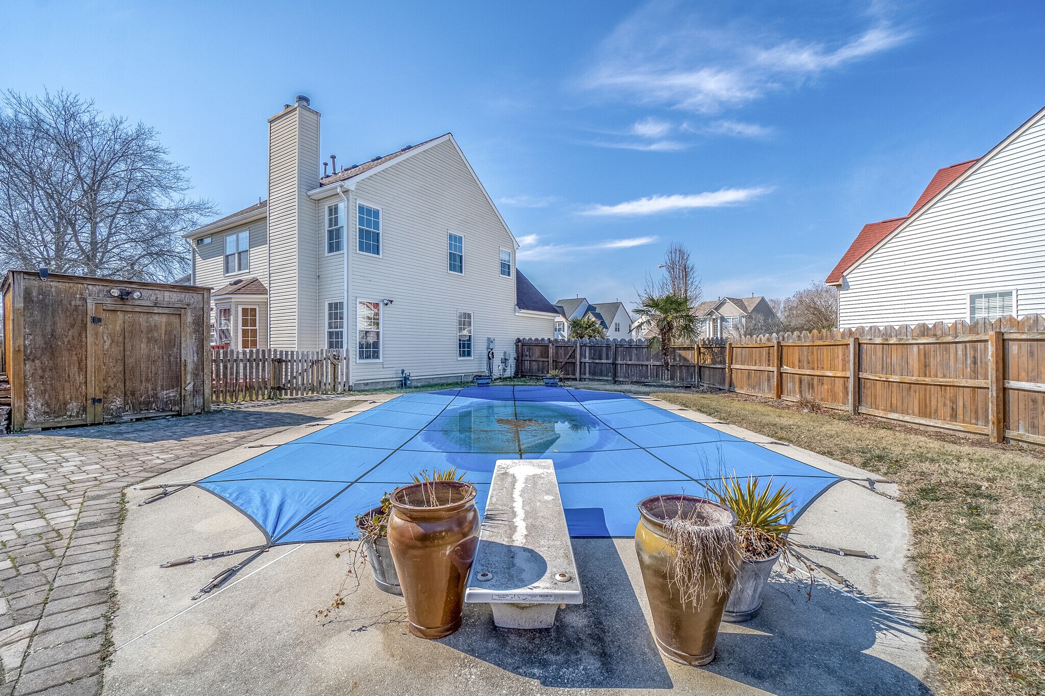 Building Photo - 305 Hidden Falls Ct