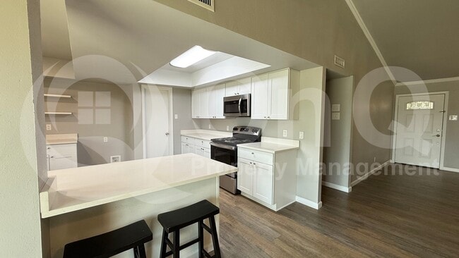 Building Photo - 3302 High Plateau Dr