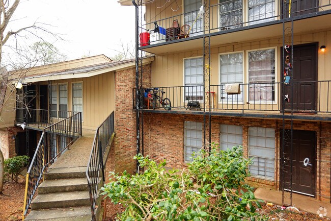 Building Photo - TaraV Apartments