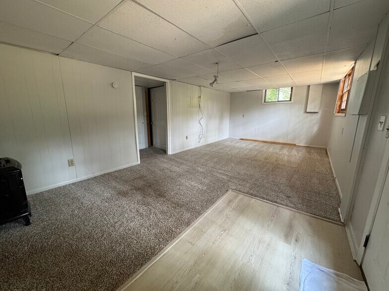 Building Photo - 2289 Addison Rd NE