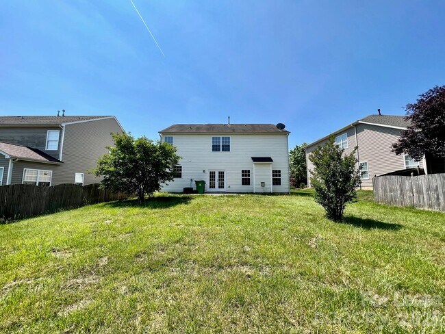 Building Photo - 10311 Dominion Village Dr