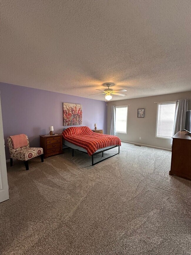 Building Photo - Wakefield Subdivision - Fully Furnished TDY Unit!