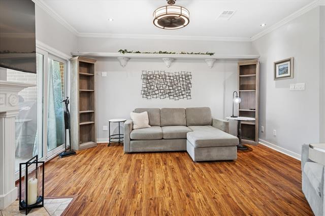 Building Photo - 2429 Southcourt Cir