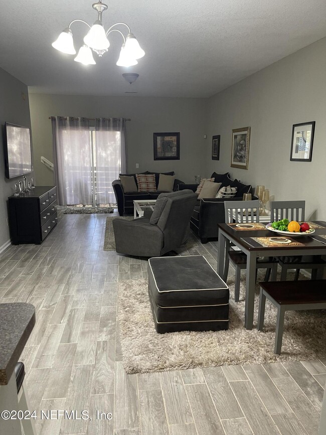 Building Photo - 4727 Playpen Dr